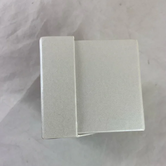 Jessica Simpson Gold Tone Watch Crystal Lion Head Hinged Bangle Bracelet Set NEW - Picture 13 of 15